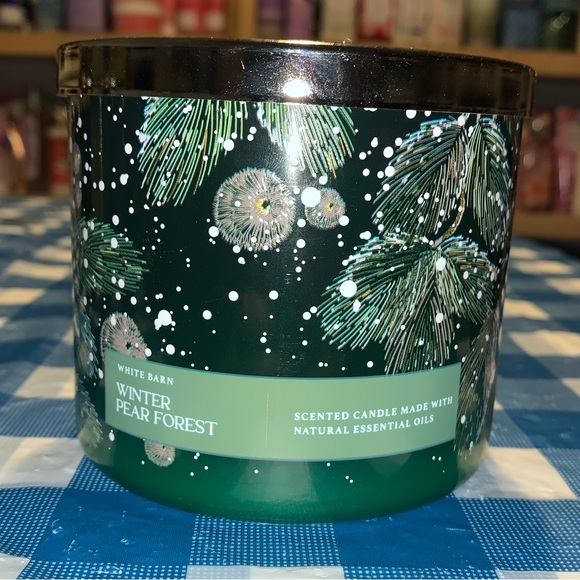 Bath & Body Works White Barn Winter Pear Forest 3-Wick Candle - Picture 1 of 1